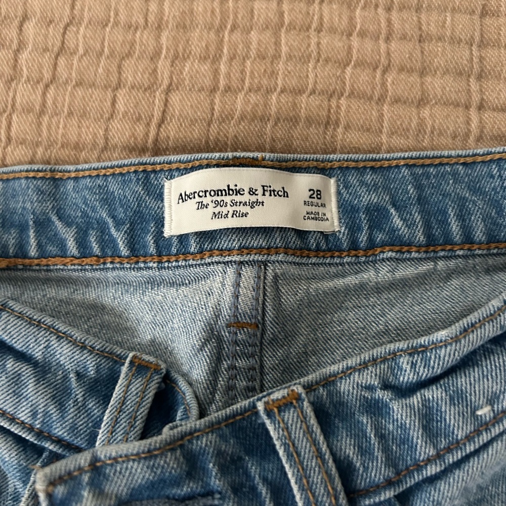 Abercrombie & Fitch Mid Rise Blue Denim